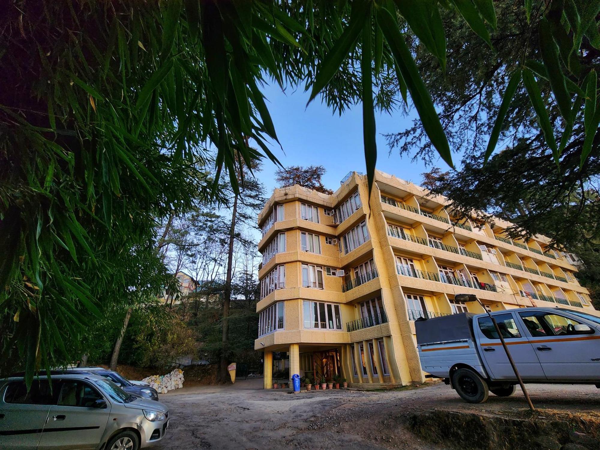 Hotel Pineview Shimla Ngoại thất bức ảnh