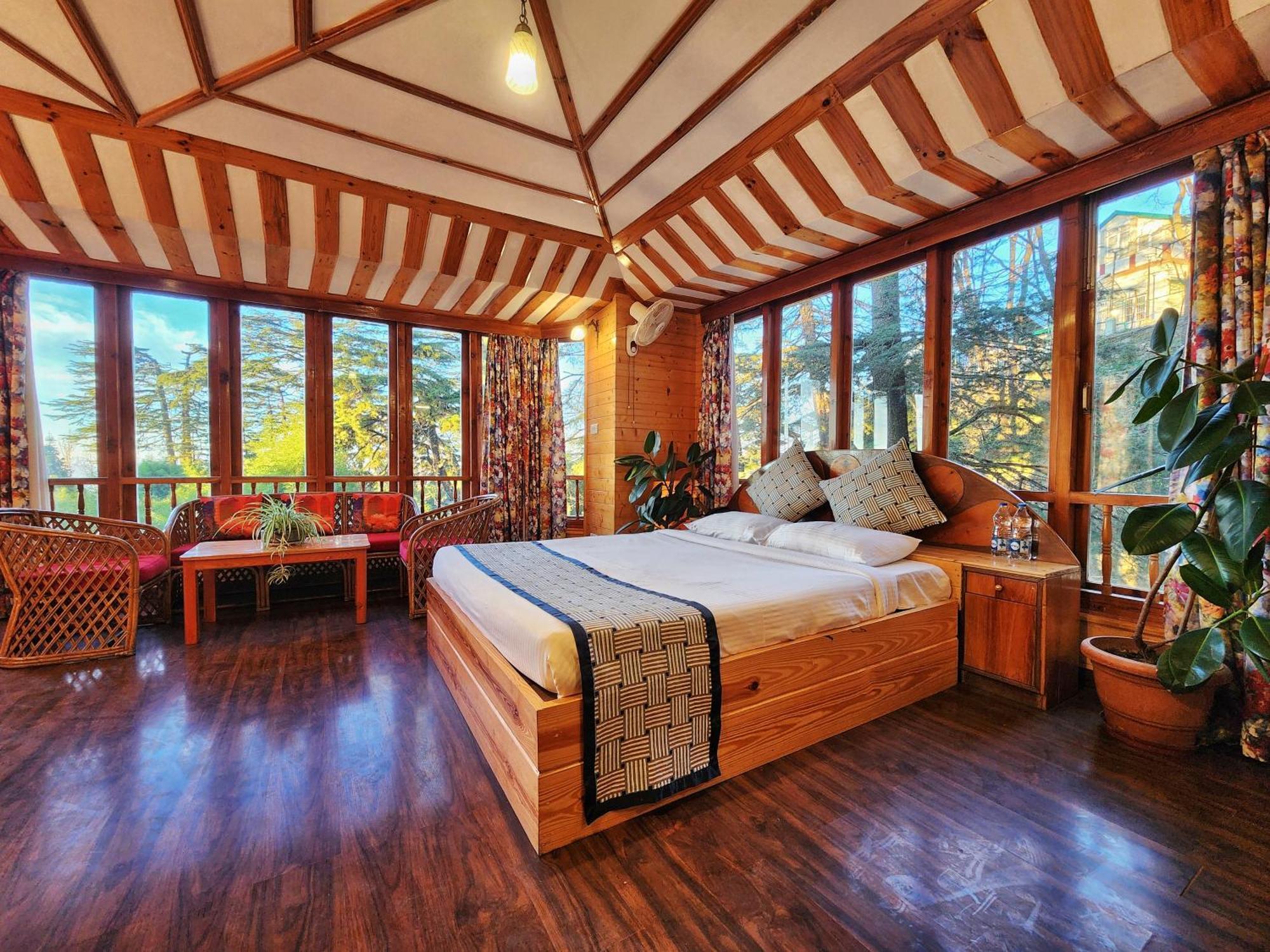 Hotel Pineview Shimla Ngoại thất bức ảnh
