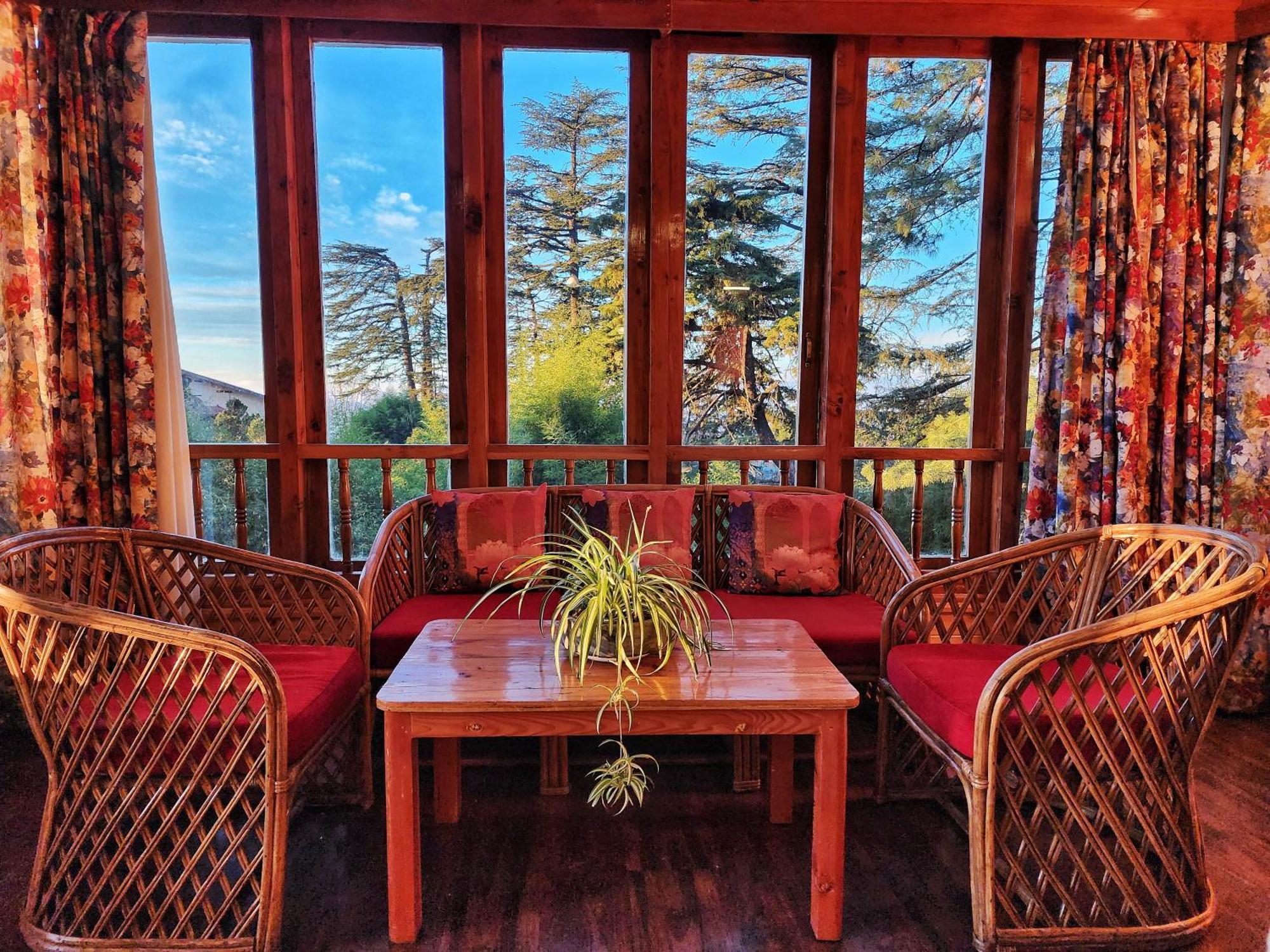 Hotel Pineview Shimla Ngoại thất bức ảnh