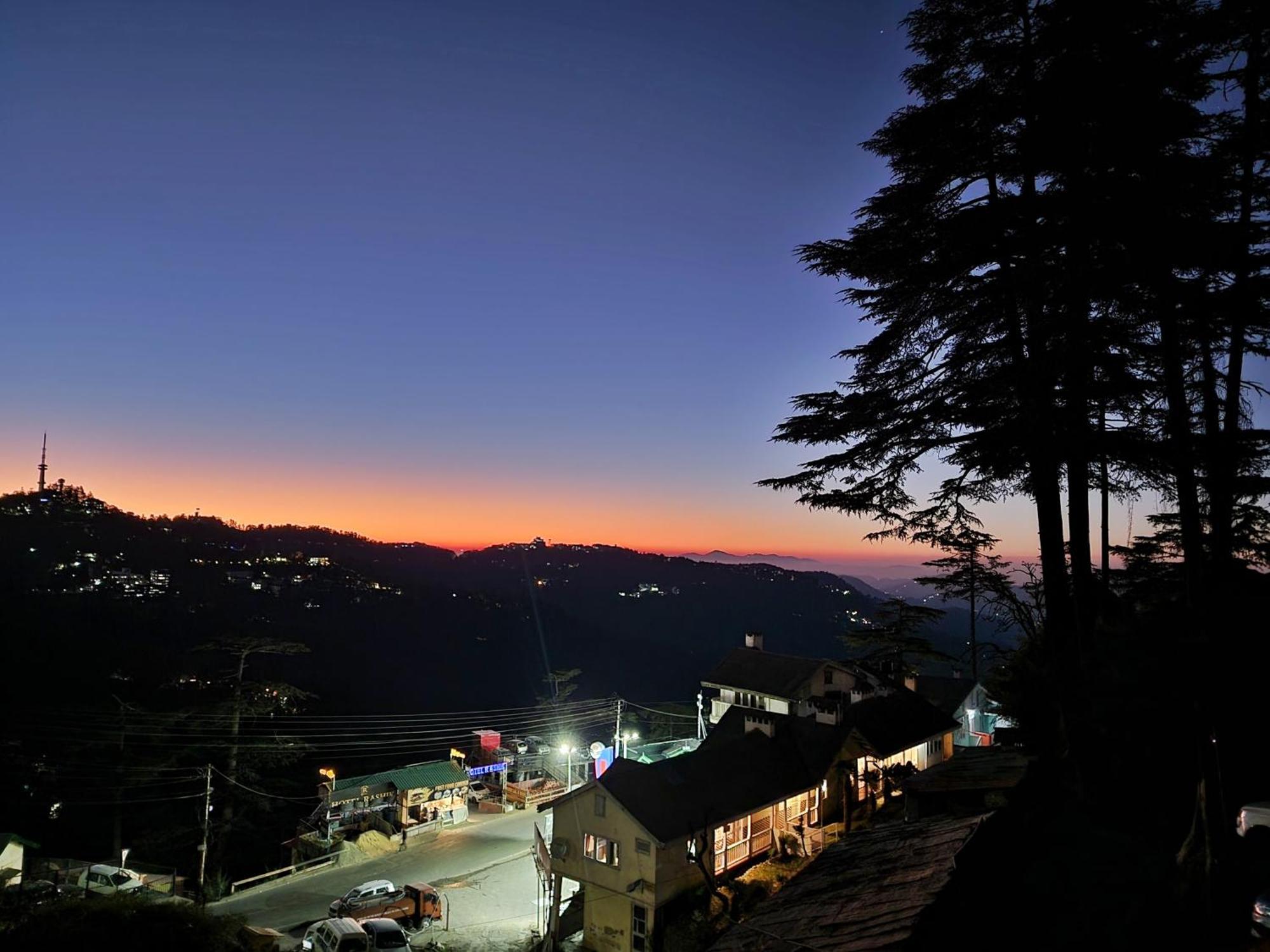 Hotel Pineview Shimla Ngoại thất bức ảnh