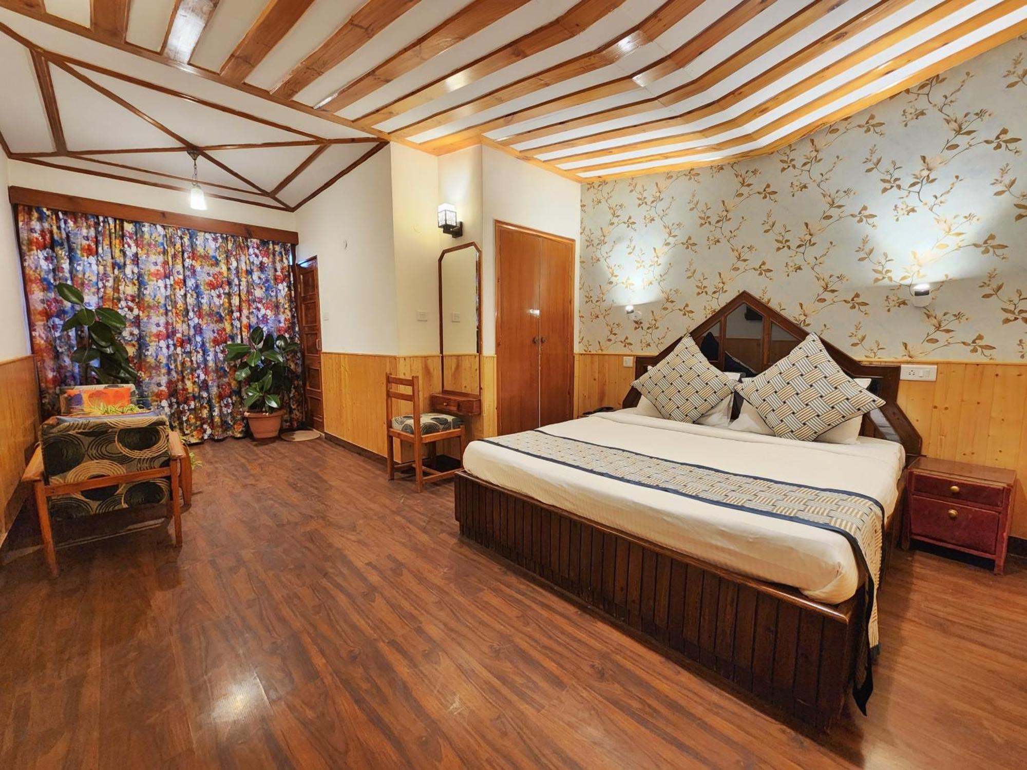 Hotel Pineview Shimla Ngoại thất bức ảnh