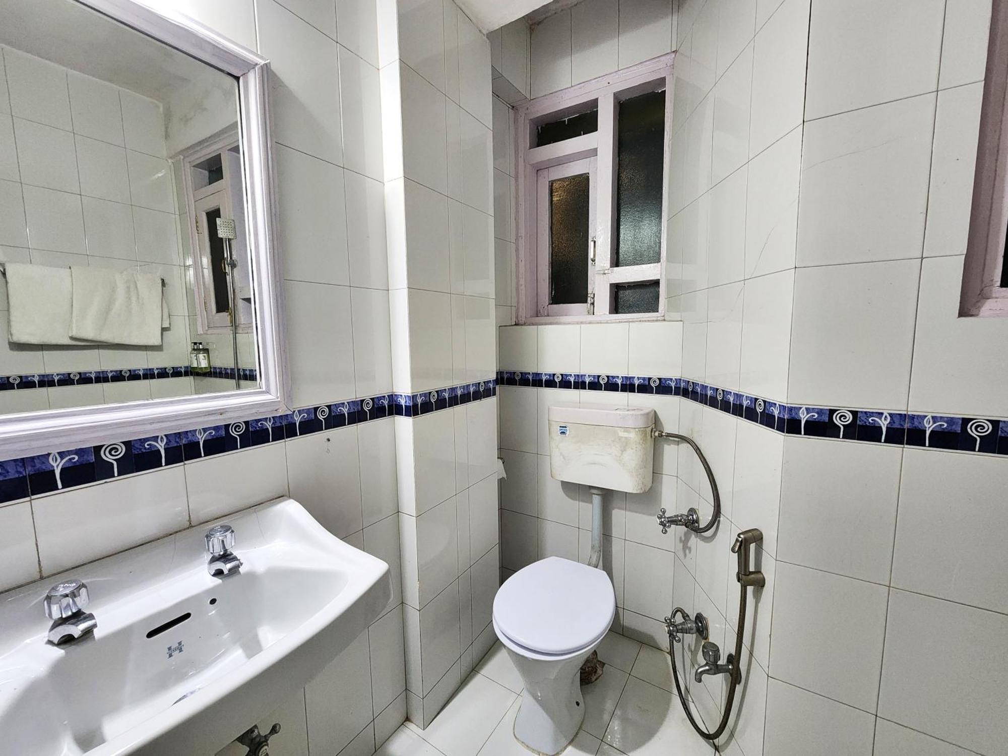 Hotel Pineview Shimla Ngoại thất bức ảnh