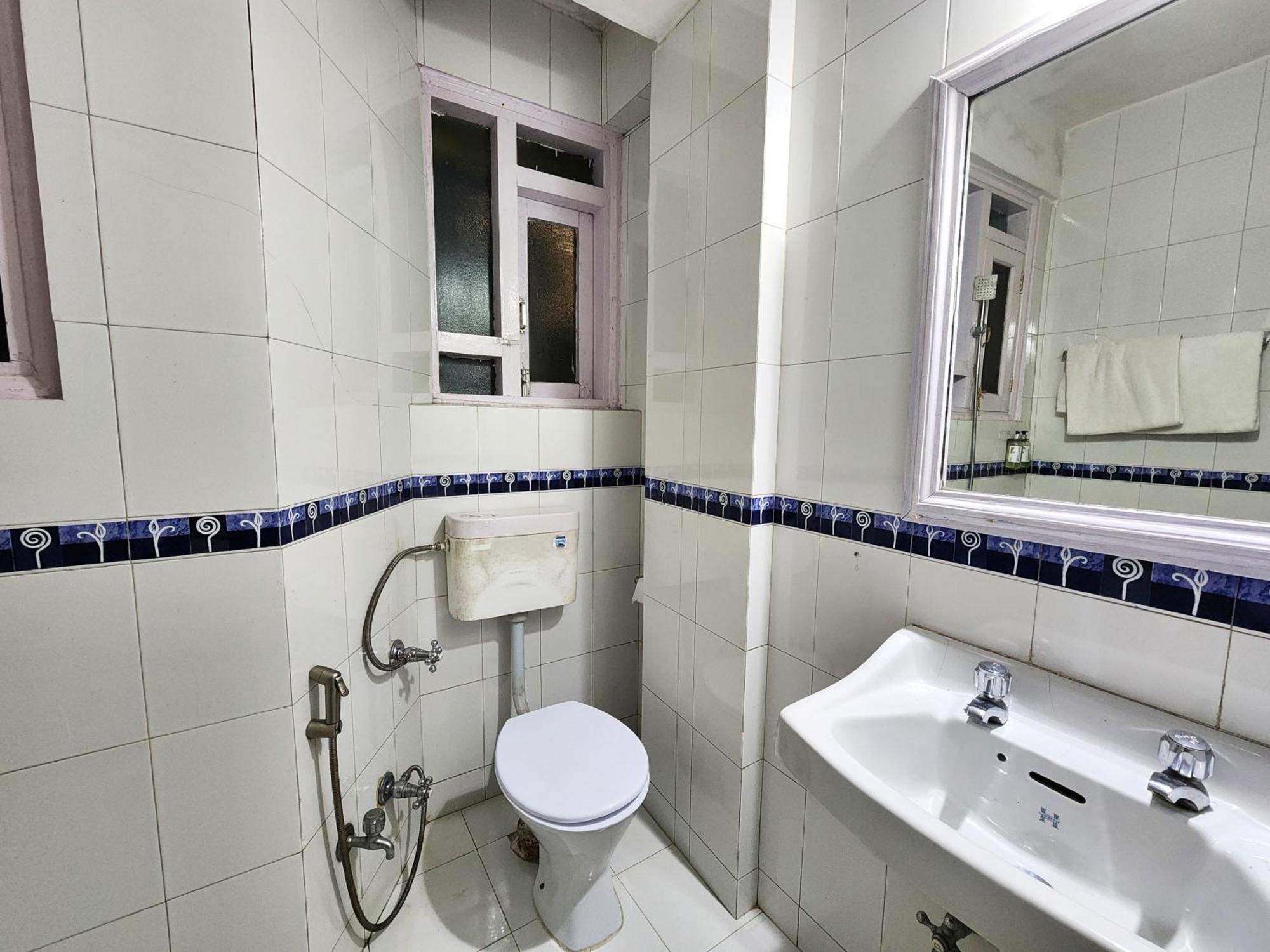 Hotel Pineview Shimla Ngoại thất bức ảnh